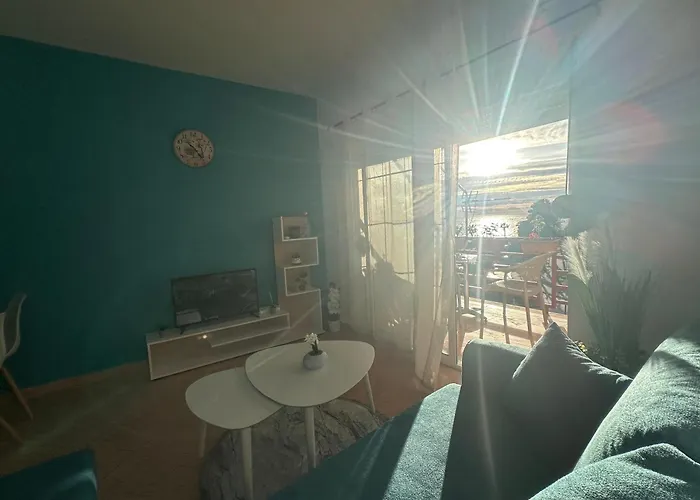 Seaside Bliss * Golem (Tirana)